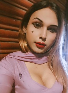 Babli Mondal - Transsexual escort in Mumbai Photo 2 of 5