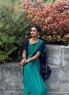 Bablu - Transsexual escort in Bangalore Photo 5 of 5