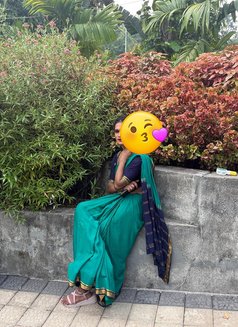 Bablu - Acompañantes transexual in Bangalore Photo 2 of 2