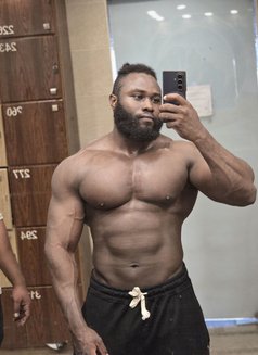 Baboooonz - Male escort in Cairo Photo 8 of 11