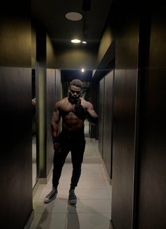 Baboooonz - Male escort in Cairo Photo 9 of 11