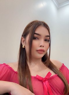 BABY ANGLE SO HORNY! WET P*SSY! - puta in Riyadh Photo 5 of 14