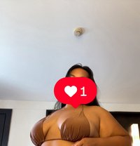 Baby BBW - puta in Phuket