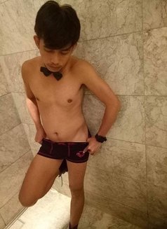 Baby Boy - masseur in Manila Photo 4 of 7