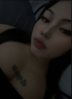 Baby Carms - Acompañantes transexual in Manila Photo 4 of 4