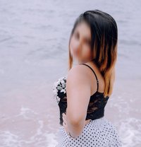 Freelance model likes to meet you - puta in Colombo Photo 1 of 7