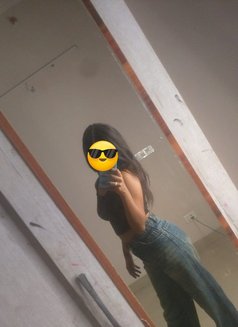 Baby - escort in Noida Photo 2 of 3