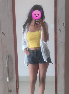 Baby - escort in Noida Photo 3 of 3