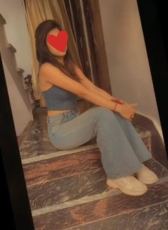 Baby - escort in Noida Photo 5 of 5