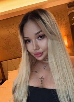 Baby Face Aleksandra - puta in Dubai Photo 4 of 13