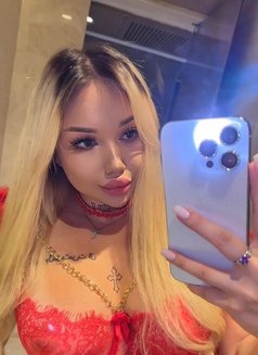 Baby Face Aleksandra - puta in Dubai Photo 6 of 13
