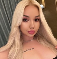 Baby Face Aleksandra - puta in Dubai Photo 7 of 13