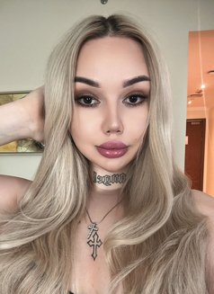 Baby Face Aleksandra - puta in Dubai Photo 9 of 13