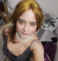 Baby Gina - Transsexual escort in Dubai