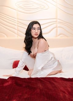 CARYL - your college GF - escort in Manila Photo 13 of 15