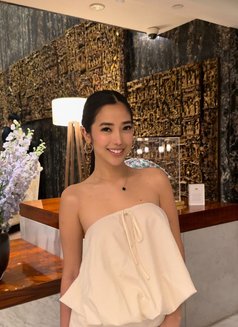 Baby girl just arrived - escort in Hong Kong Photo 26 of 27