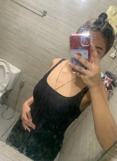 baby girl Kim legit Cam/Meet - escort in Manila Photo 16 of 20