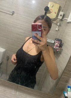 baby girl Kim legit Cam/Meet - escort in Manila Photo 17 of 20