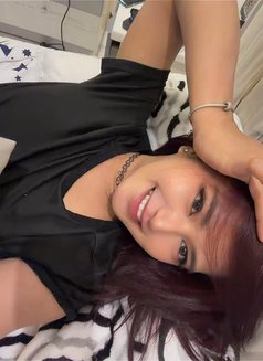 Baby Girl Sofie - Transsexual escort agency in Riyadh Photo 8 of 15