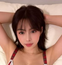 Korean Lips - escort in Osaka
