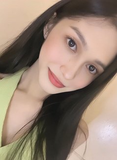 Baby M - escort in Singapore Photo 3 of 4