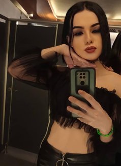 Baby Maggie - Acompañantes transexual in Bangalore Photo 2 of 4