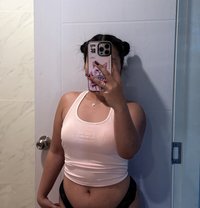 Baby Mona Coming Soon - Intérprete de adultos in Pyeongtaek