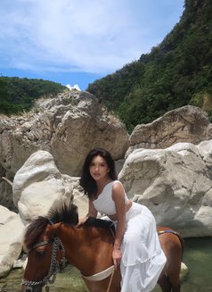 Baby Nixxy - Transsexual escort in Manila Photo 8 of 11
