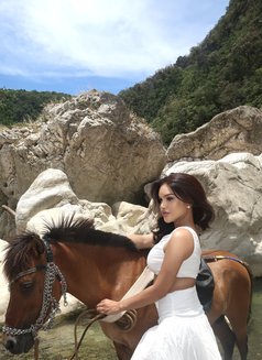Baby Nixxy - Transsexual escort in Manila Photo 9 of 11