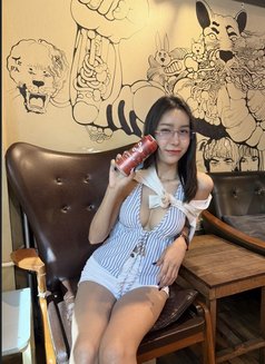 Baby Pearl - puta in Taipei Photo 6 of 8