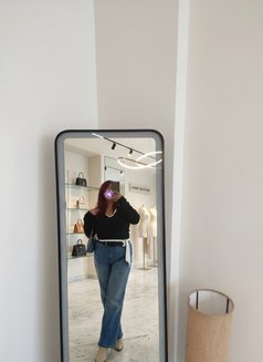 Baby Rexa Premium and VIP ESCORT - puta in Guwahati Photo 3 of 5