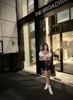 Hugecock Goddess Sabrina - Acompañantes transexual in Makati City Photo 24 of 29