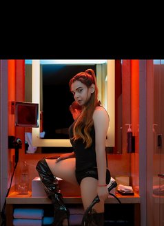 Baby Silk - Transsexual escort in Kolkata Photo 11 of 16