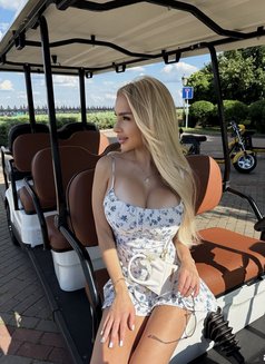 Baby Sofia - escort in Dubai Photo 4 of 7