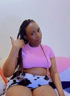 Baby Trina - puta in Jeddah Photo 3 of 6