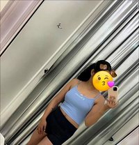 Zoya Independent online & off-linefun - escort in New Delhi