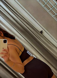 Baby Zoya Khan Independent Cam & Realmet - escort in New Delhi Photo 3 of 5