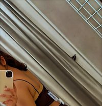 Zoya Independent online & off-linefun - escort in New Delhi