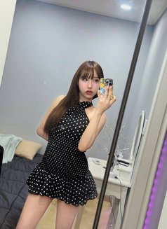 Babycandy - Transsexual escort in Seoul Photo 5 of 6