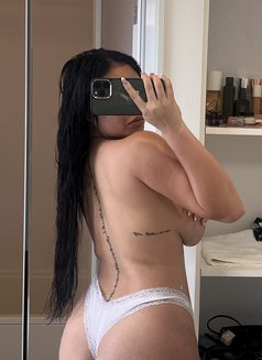Babygirl 🦋 - puta in Bangkok Photo 9 of 15