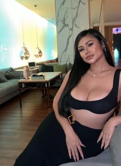 Babygirl 🦋 - puta in Bangkok Photo 15 of 15