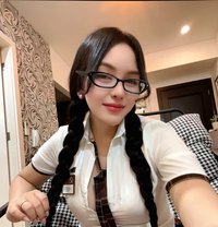 Sofia (camshow content, meet) - puta in Makati City