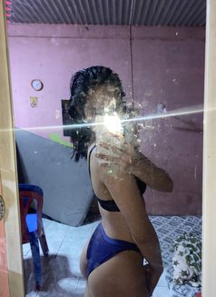 Babyjuanacamshows - Transsexual escort in Manila Photo 7 of 8
