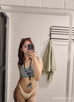 Babyjuanacamshows - Transsexual escort in Manila Photo 9 of 10