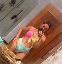HOT XLMumm - Transsexual escort in Hong Kong Photo 29 of 30