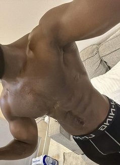 Manly - Male escort in Riyadh Photo 1 of 3