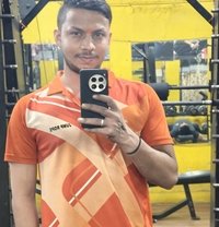 Backbencher09 - Male escort in New Delhi