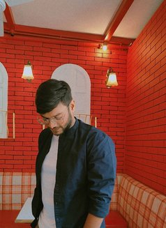 Backdoor_Master - Male escort in Mumbai Photo 1 of 2