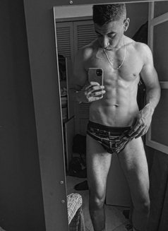 Bad Boo - Acompañantes masculino in Cairo Photo 1 of 2