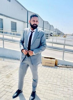 Bad Bunny - masseur in Dubai Photo 1 of 3